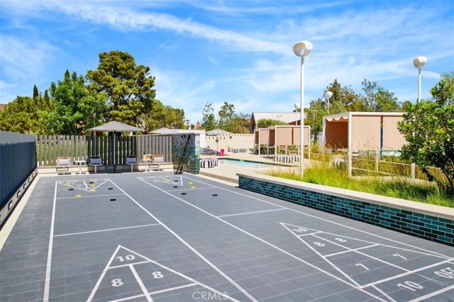 105 Isla, Irvine, CA 92618