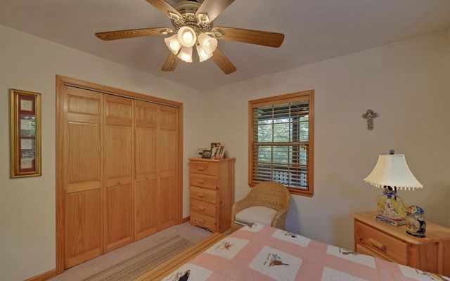 586 Stonebriar Drive, Murphy, NC 28906