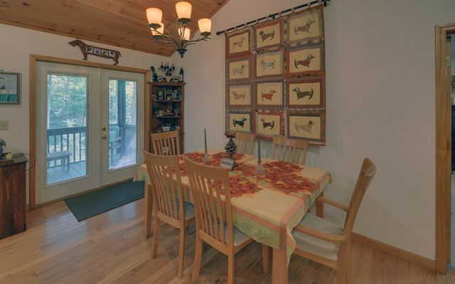 586 Stonebriar Drive, Murphy, NC 28906