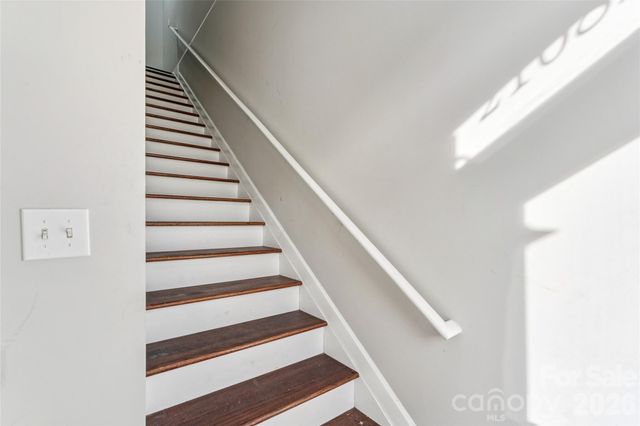 2108 Ayrsley Town Boulevard, Charlotte, NC 28273