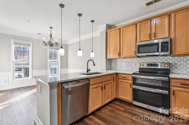 2108 Ayrsley Town Boulevard, Charlotte, NC 28273