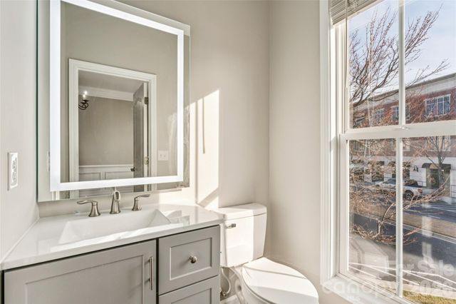 2108 Ayrsley Town Boulevard, Charlotte, NC 28273