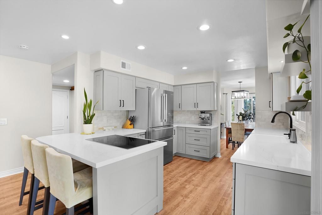 9546 Sage Hill Way, Escondido, CA 92026