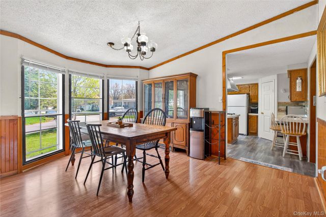 16 Birch Lane, Bloomingburg, NY 12721