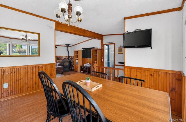 16 Birch Lane, Bloomingburg, NY 12721