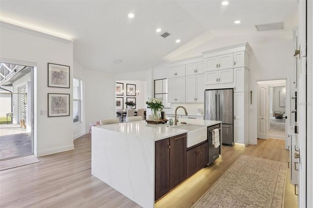 6212 AVENTURA DRIVE, Sarasota, FL 34241