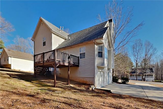 76 Riverbend Trail, Douglasville, GA 30134