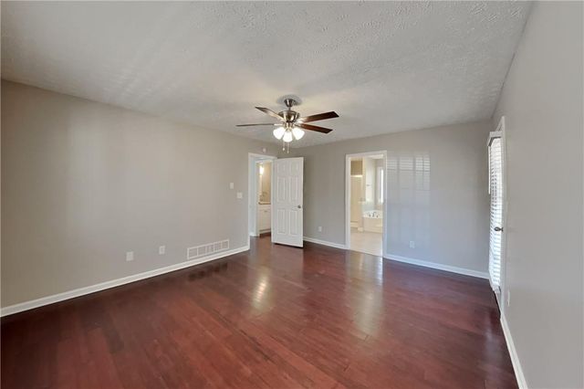 76 Riverbend Trail, Douglasville, GA 30134