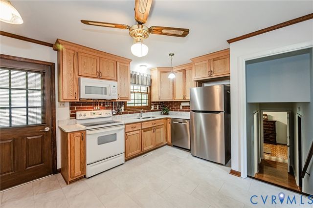 1001 Collingwood Dr, North Prince George, VA 23860