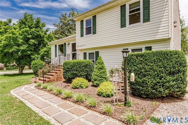 1001 Collingwood Dr, North Prince George, VA 23860