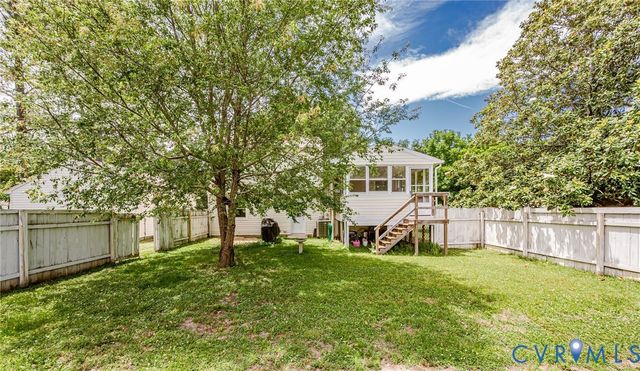 1001 Collingwood Dr, North Prince George, VA 23860
