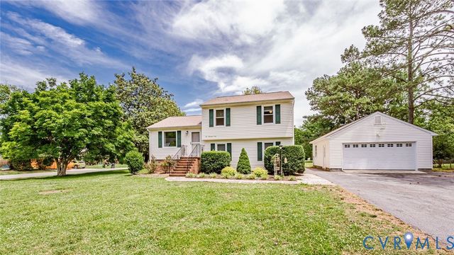 1001 Collingwood Dr, North Prince George, VA 23860