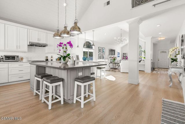 2181 Brookfield Drive, Thousand Oaks, CA 91362