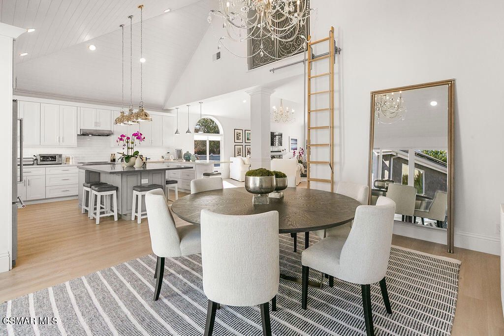 Image 17 of property listing at 2181 Brookfield Drive, Thousand Oaks, CA 91362