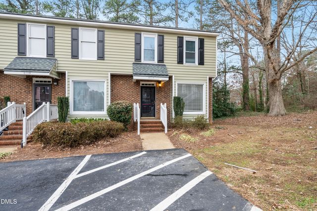6115 Highcastle Court, Raleigh, NC 27613