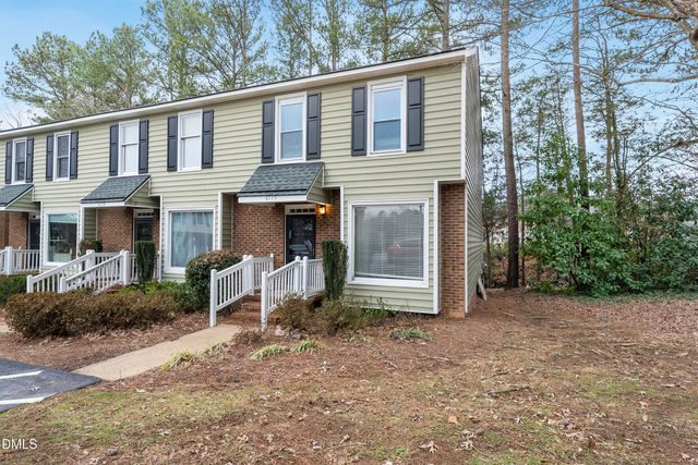 6115 Highcastle Court, Raleigh, NC 27613