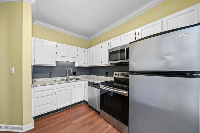 6115 Highcastle Court, Raleigh, NC 27613