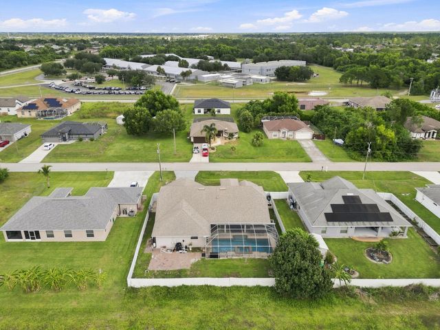 680 MANHATTAN Street E, Lehigh Acres, FL 33974