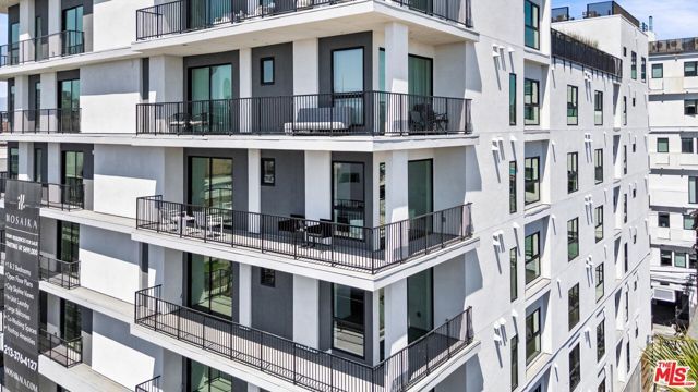 904 S New Hampshire Avenue 202, Los Angeles, CA 90006