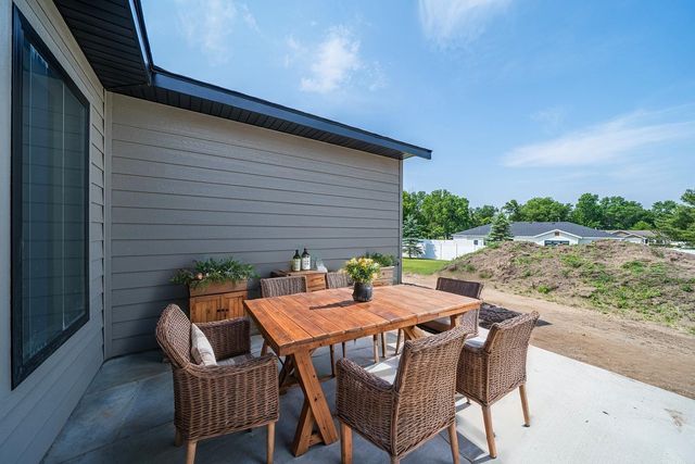 117 Altavista Drive, Detroit Lakes, MN 56501