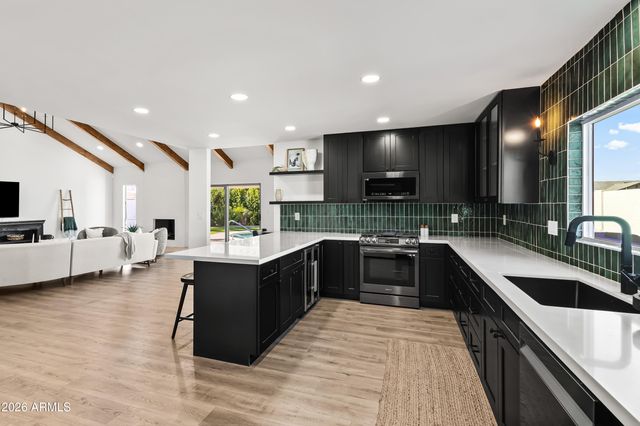 7388 E LAREDO Lane, Scottsdale, AZ 85250