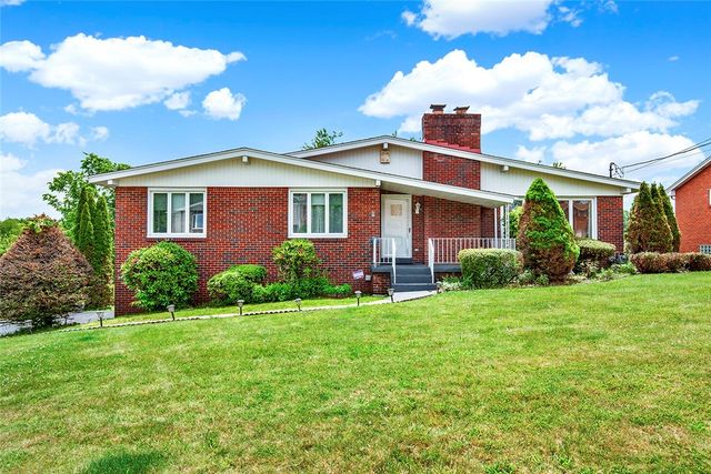305 Beckman Dr, Mckeesport, PA 15132