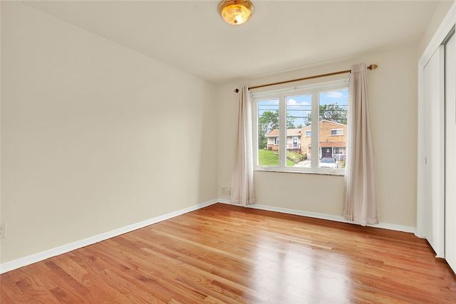 305 Beckman Dr, Mckeesport, PA 15132
