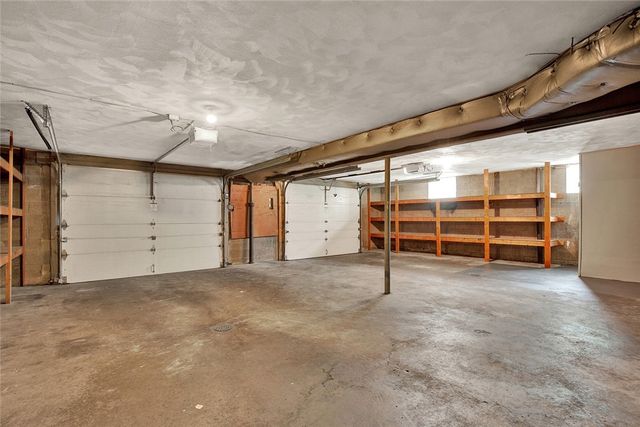 305 Beckman Dr, Mckeesport, PA 15132