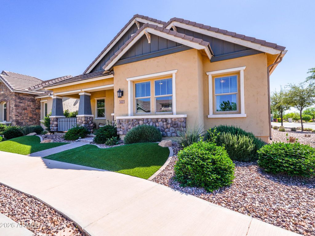 Image 29 of property listing at 4429 E Skousen Street, Gilbert, AZ 85295