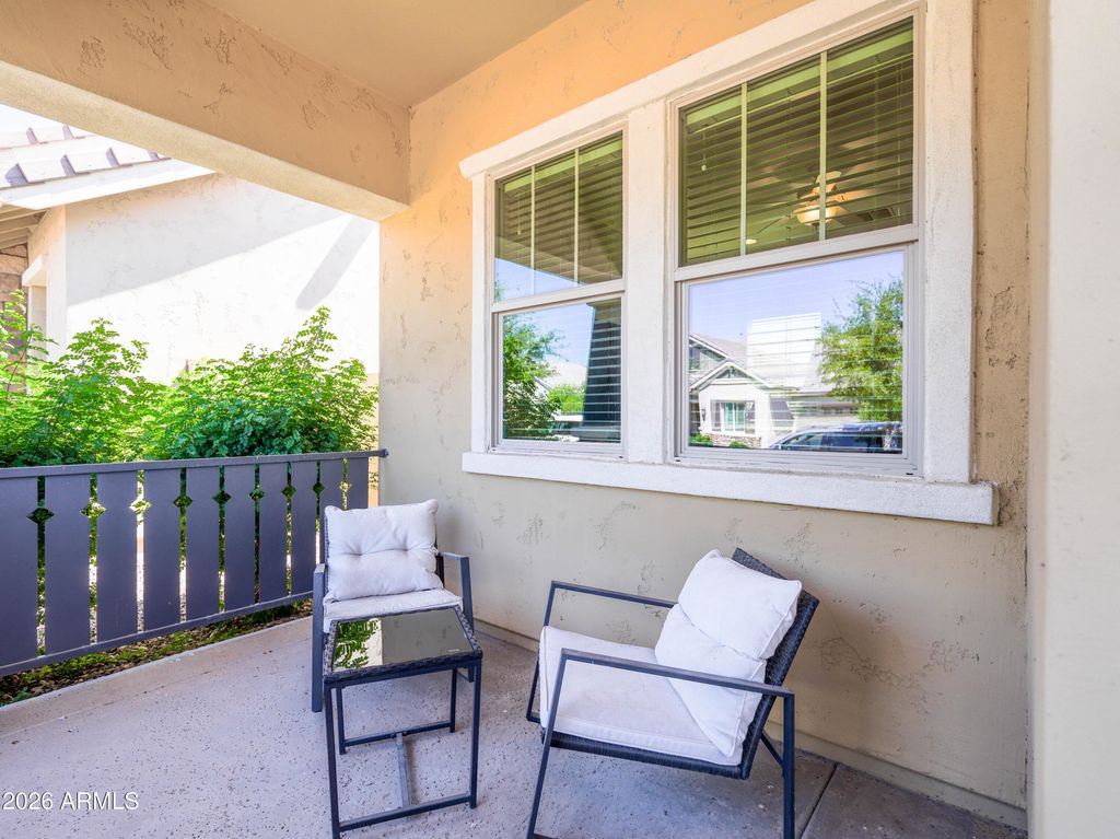 Image 8 of property listing at 4429 E Skousen Street, Gilbert, AZ 85295