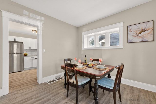 2343 Mohr AVENUE, Racine, WI 53405