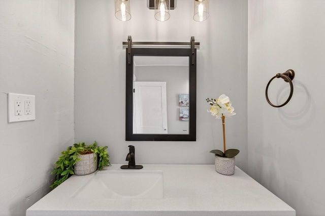 2343 Mohr AVENUE, Racine, WI 53405