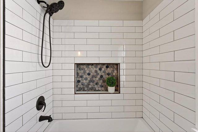 2343 Mohr AVENUE, Racine, WI 53405