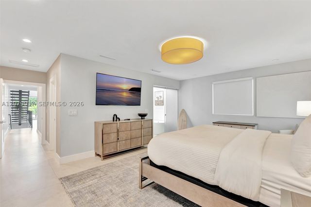 617 NE 14th Ave, Fort Lauderdale, FL 33304