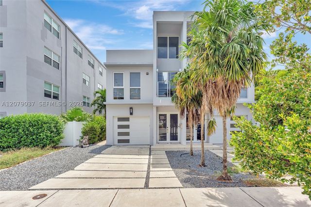 617 NE 14th Ave, Fort Lauderdale, FL 33304