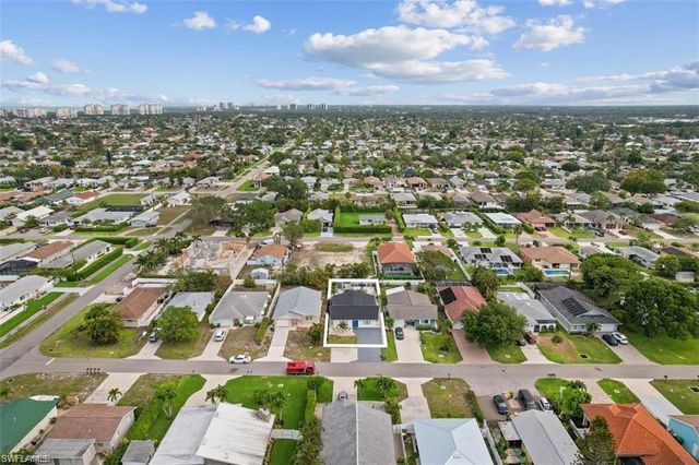 717 95th AVE N, Naples, FL 34108