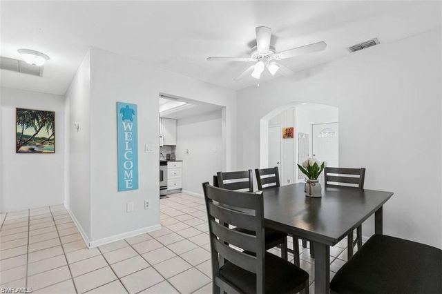 717 95th AVE N, Naples, FL 34108