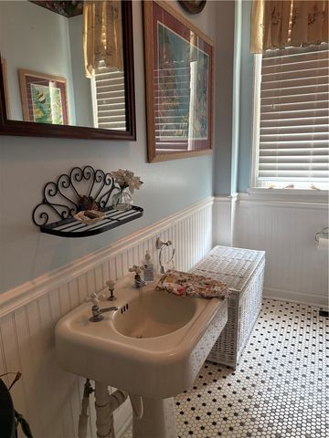 903 E River Street, Anderson, SC 29624