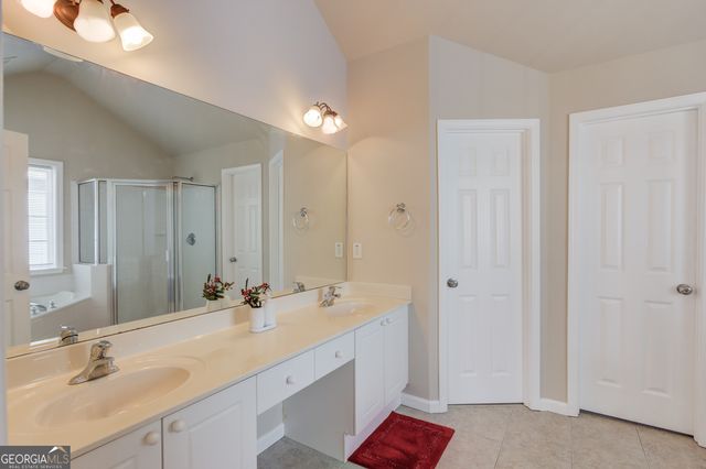 6925 River Island Circle, Buford, GA 30518