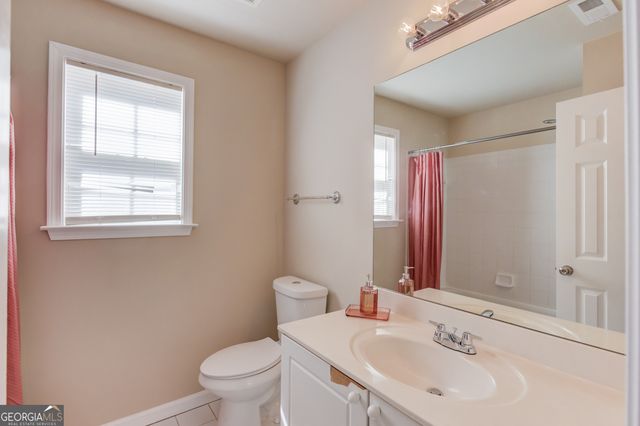 6925 River Island Circle, Buford, GA 30518