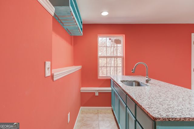 6925 River Island Circle, Buford, GA 30518