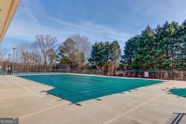 6925 River Island Circle, Buford, GA 30518