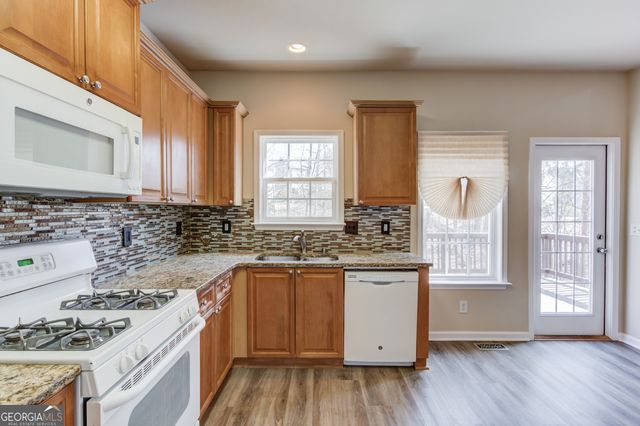 6925 River Island Circle, Buford, GA 30518