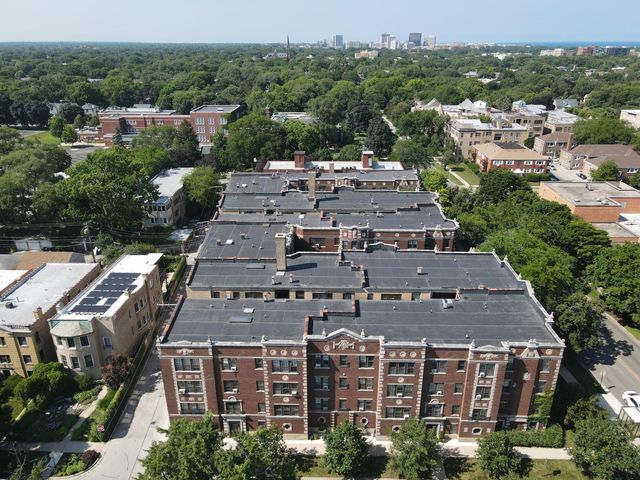 408 Ridge Avenue 22-2, Evanston, IL 60202