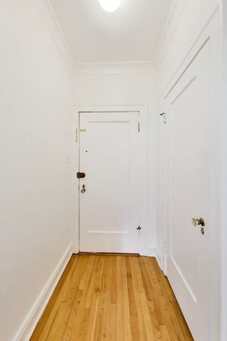 408 Ridge Avenue 22-2, Evanston, IL 60202