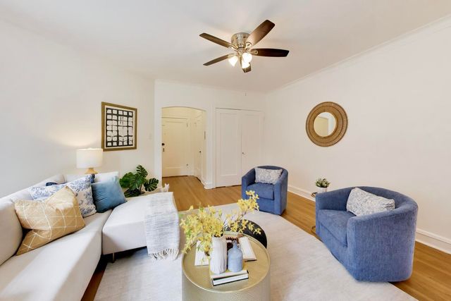 408 Ridge Avenue 22-2, Evanston, IL 60202
