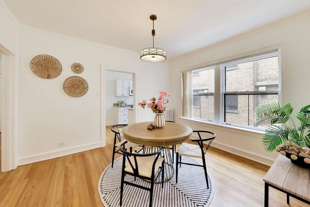 408 Ridge Avenue 22-2, Evanston, IL 60202