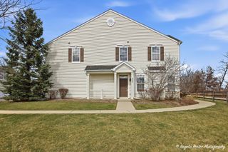 323 S Litchfield Drive, Round Lake, IL 60073