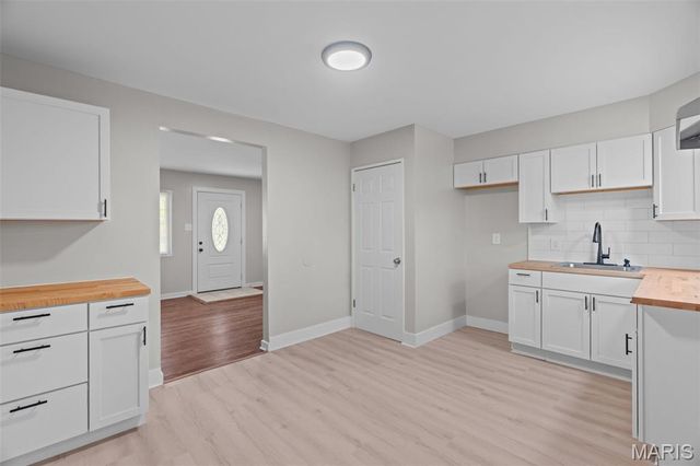 10114 Saffron Drive, Dellwood, MO 63136