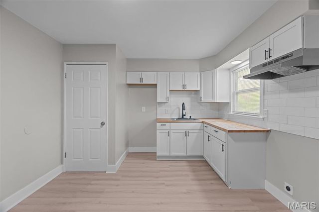 10114 Saffron Drive, Dellwood, MO 63136